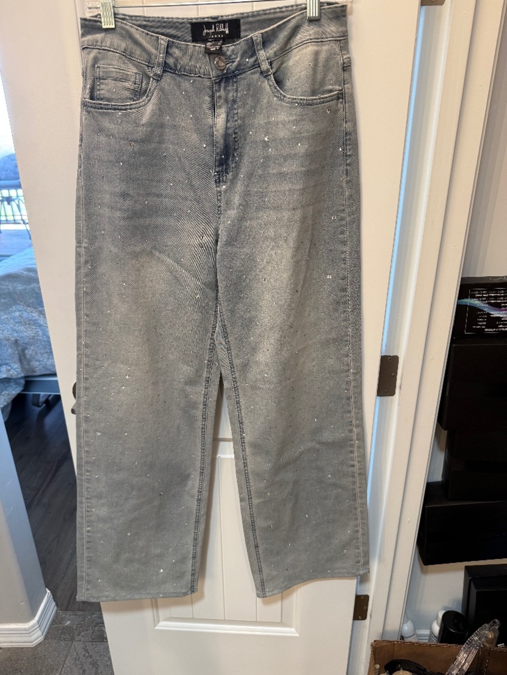 Joseph Ribkoff Sparkle light wash jeans size 10